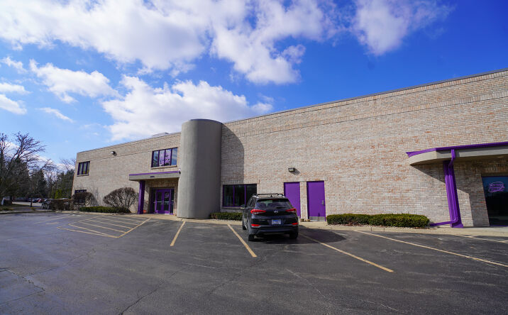 Pictures of Industrial property located at 27825 Irma Lee Cir, Lake Forest, IL 60045 for sales - image #1