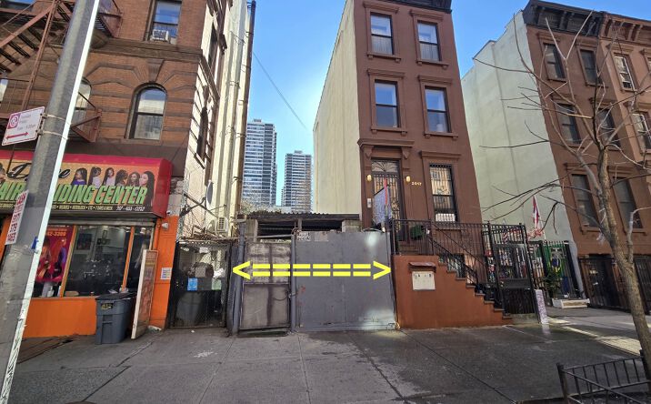 Pictures of Land property located at 2019 Lexington Ave, New York, NY 10035 for sales - image #1