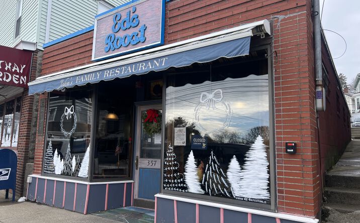 Pictures of Retail property located at 357 Main St, East Greenwich, RI 02818 for sales - image #1