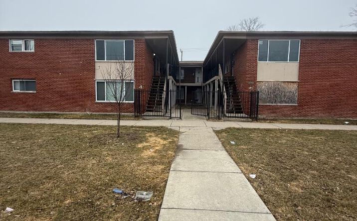Pictures of Multifamily property located at 10400 Whittier Ave, Detroit, MI 48224 for sales - image #1
