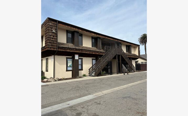 Pictures of Office property located at 1942 S Court St, Visalia, CA 93277 for sales - image #1