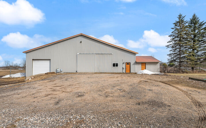 Pictures of Industrial, Office, Retail property located at 18470 195th Ave, Big Rapids, MI 49307 for sales - image #1