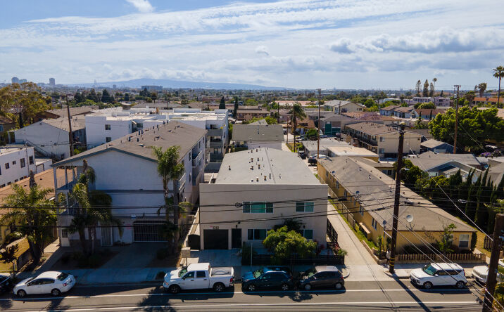 Pictures of Multifamily property located at 1545 Obispo Ave, Long Beach, CA 90804 for sales - image #1