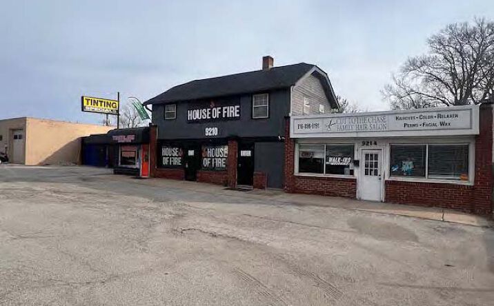 Pictures of Retail property located at 9206-9214 E. 350 Highway, Raytown, MO 64133 for sales - image #1