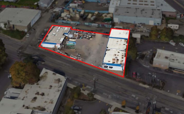 Pictures of Retail property located at 211 & 233 NE Columbia Blvd, Portland, OR 97211 for sales - image #1