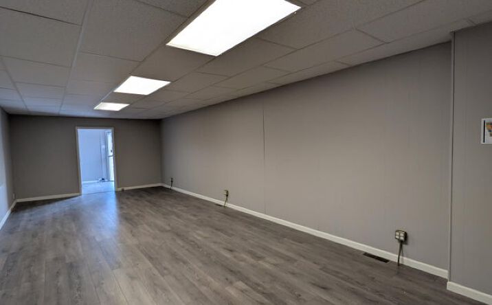 Pictures of Multifamily, Office property located at 400 N 8th St, Council Bluffs, IA 51503 for sales - image #1