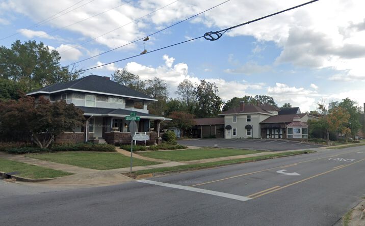 Pictures of Office property located at 1431 Leighton Ave, Anniston, AL 36207 for sales - image #1