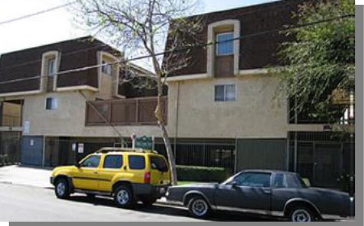 Pictures of Multifamily property located at 1910 N Spurgeon, Santa Ana, CA 92706 for sales - image #1