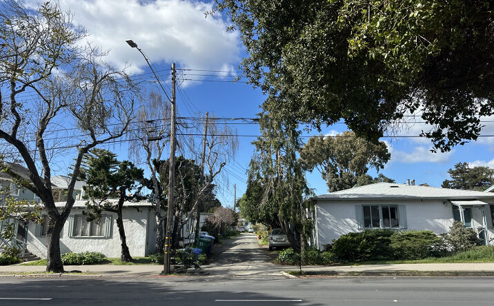 Pictures of Multifamily property located at 2212 Sacramento St, Berkeley, CA 94702 for sales - image #1
