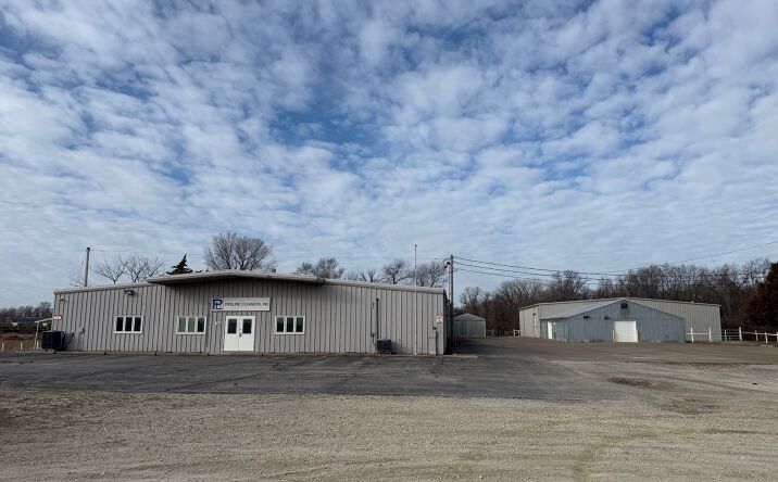 Pictures of Industrial property located at 1823 33rd St, Fort Madison, IA 52627 for sales - image #1