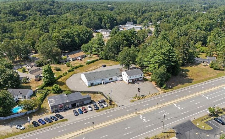 Pictures of Retail, Office, Industrial, Hospitality, Mixed Use property located at 148 Plaistow Road, Plaistow, NH 03865 for sales - image #1