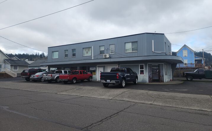 Pictures of Mixed Use, Multifamily property located at 48 SW Chehalis Ave, Chehalis, WA 98532 for sales - image #1