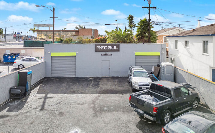 Pictures of Land property located at 124 W Kelso St, Inglewood, CA 90301 for sales - image #1