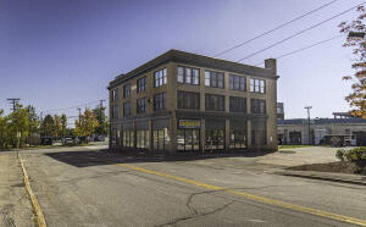 Pictures of Office property located at 9 May St, Bangor, ME 04401 for sales - image #1