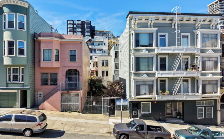Pictures of Multifamily property located at 1437 Mason St, San Francisco, CA 94133 for sales - image #1