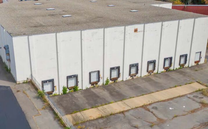 Pictures of Industrial property located at 1R Green St, Clinton, MA 01510 for sales - image #1