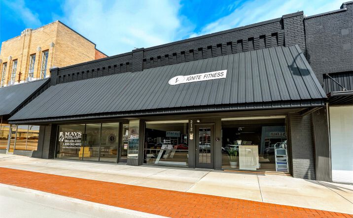 Pictures of Mixed Use, Office property located at 210 E Main, Ada, OK 74820 for sales - image #1
