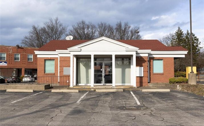 Pictures of Special Purpose property located at 2911 Youngstown Rd. SE, Waren, OH 44484 for sales - image #1