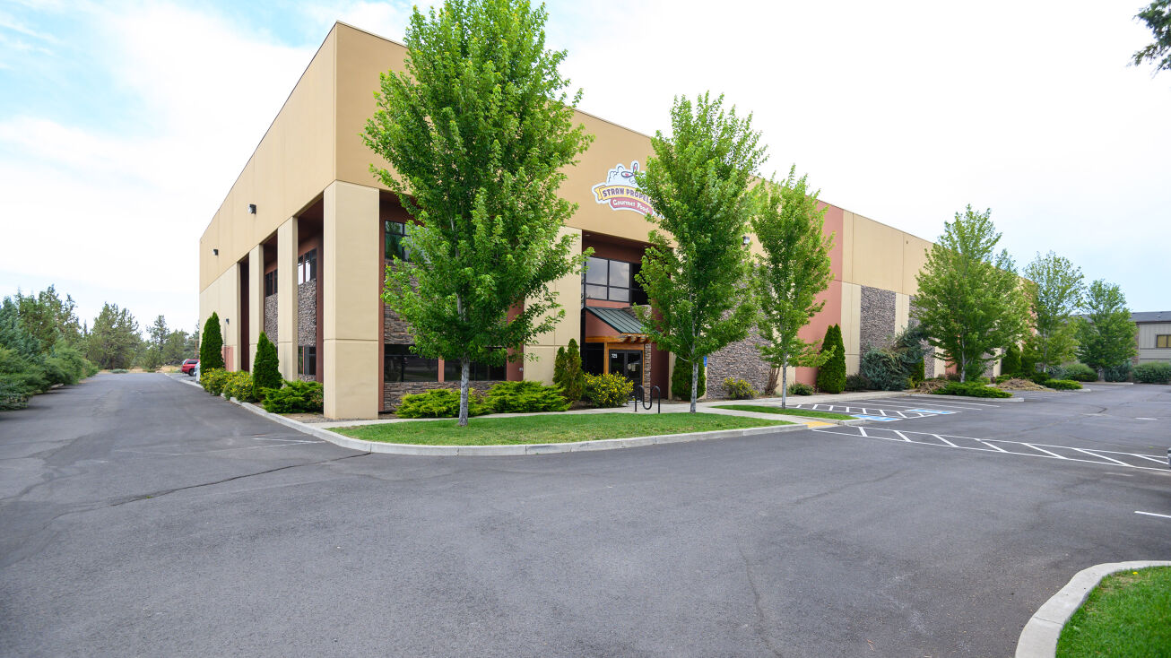 725 SW Umatilla, Redmond, OR 97756