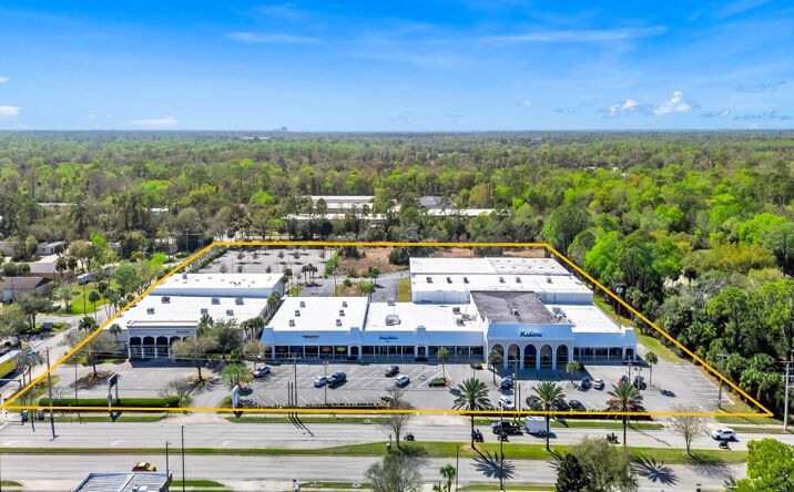 Pictures of Retail property located at 280 S Yonge St, Ormond Beach, FL 32174 for sales - image #1