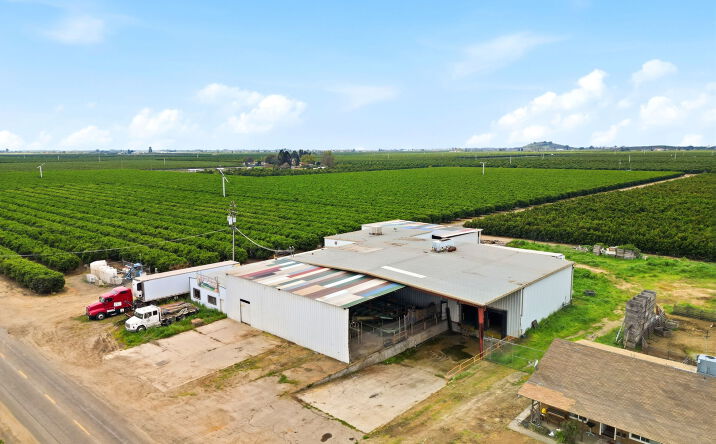 Pictures of Industrial property located at 42637 Rd 114, Dinuba, CA 93618 for sales - image #1