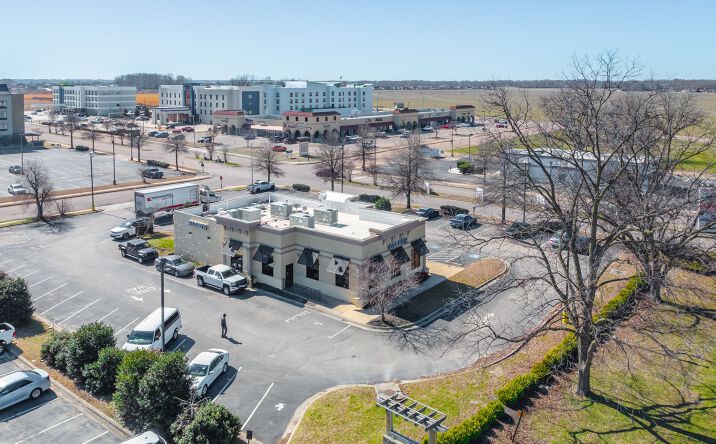 Pictures of Retail property located at 306 Bancario Rd, Marion, AR 72364 for sales - image #1