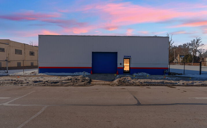 Pictures of Industrial property located at 22541 Grand River Ave, Detroit, MI 48219 for sales - image #1
