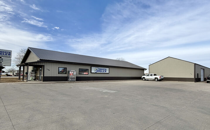 Pictures of Industrial property located at 1120 E Benson Rd, Sioux Falls, SD 57104 for sales - image #1