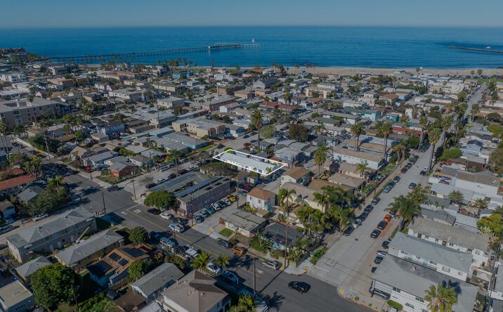 Pictures of Multifamily property located at 5020 Brighton Ave, San Diego, CA 92107 for sales - image #1