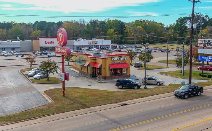 Pictures of Retail property located at 1060 Homer Rd, Minden, LA 71055 for sales - image #1