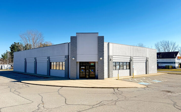 Pictures of Retail property located at 7358 Secor Rd, Lambertville, MI 48144 for sales - image #1