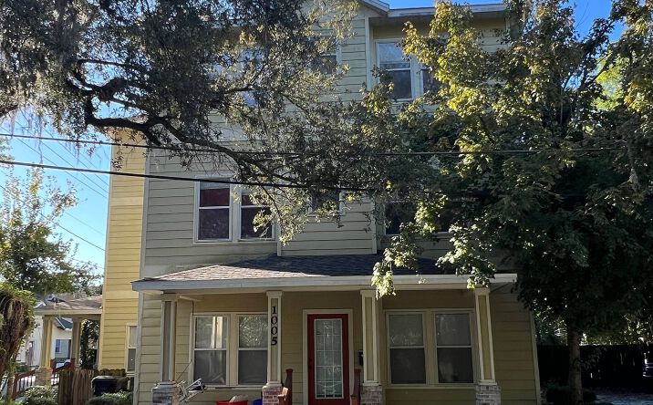 Pictures of Multifamily property located at 1005 NW 3rd Ave, Gainesville, FL 32601 for sales - image #1