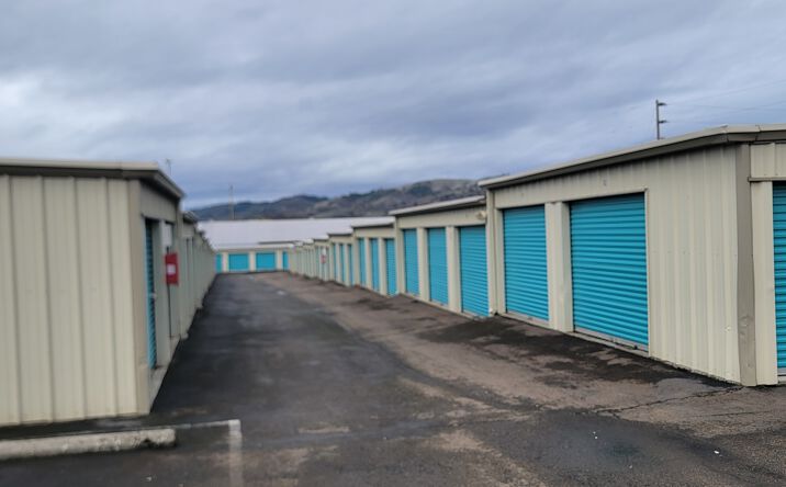 Pictures of Industrial, Self Storage property located at 3443 Old Hwy 99 S, Roseburg, OR 97471 for sales - image #1