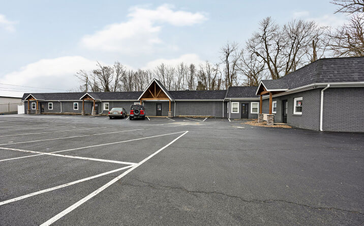 Pictures of Office property located at 100 Gray St, Elizabethtown, KY 42701 for sales - image #1