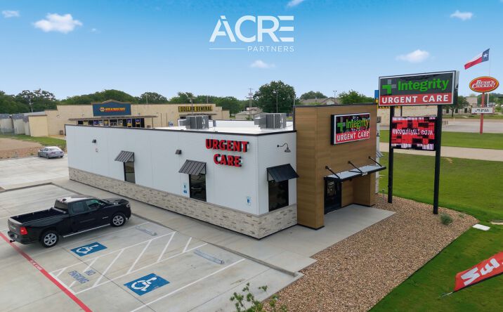 Pictures of Office, Retail property located at 2409-A S HWY 36, GATESVILLE, TX 76528, Gatesville, US null for sales - image #1