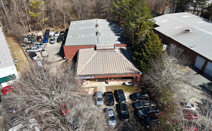 Pictures of Industrial, Office property located at 255 Buxton Ct NW, Lilburn, GA 30047 for sales - image #1