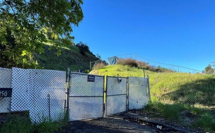 Pictures of Land property located at 10138 Sunland, Shadow Hills, CA 91040 for sales - image #1