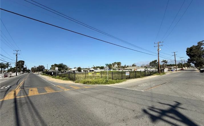 Pictures of Land property located at 10621 Jurupa Rd, Jurupa Valley, CA 91752 for sales - image #1