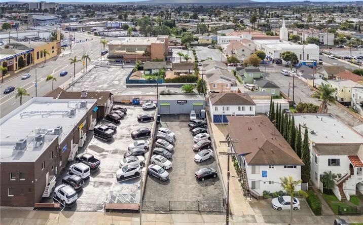Pictures of Land property located at 124 W Kelso, Inglewood, CA 90301 for sales - image #1