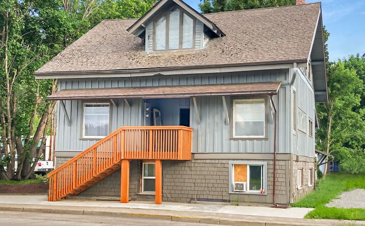 Pictures of Multifamily property located at 6476 Kootenai St, Bonners Ferry, ID 83805 for sales - image #1