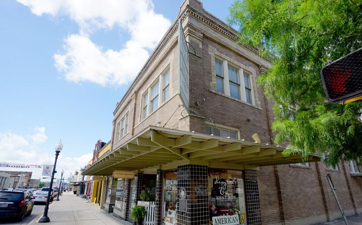 Pictures of Mixed Use, Office, Retail property located at 321 N Main St, Taylor, TX 76574 for sales - image #1