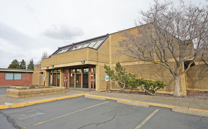 Pictures of Office property located at 401 S 12th Ave, Yakima, WA 98902 for sales - image #1