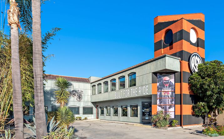 Pictures of Industrial property located at 10571 Los Alamitos Blvd, Los Alamitos, CA 90720 for sales - image #1