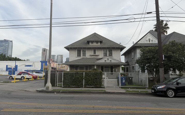 Pictures of Multifamily property located at 1316 S Union Ave, Los Angeles, CA 90015 for sales - image #1