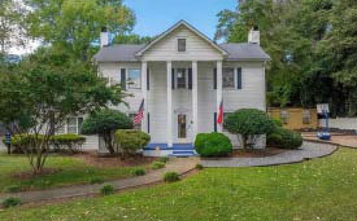 Pictures of Retail property located at 5901 Statesville Rd, Charlotte, NC 28269 for sales - image #1