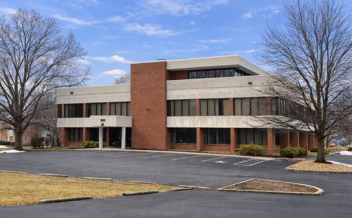 Pictures of Office property located at 600 Wilson Lane, Mechanicsburg, PA 17055 for sales - image #1