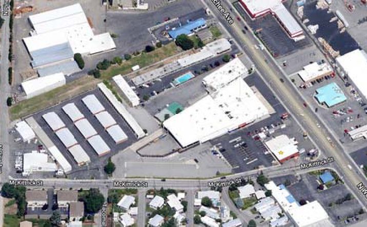 Pictures of Retail property located at 1604 N Wenatchee Ave, Wenatchee, WA 98801 for sales - image #1