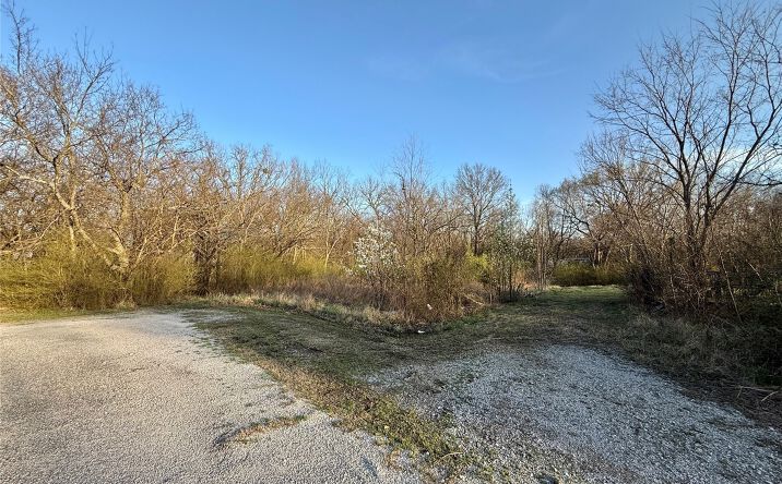 Pictures of Land property located at 26180 E 18th Street, Catoosa, OK 74015 for sales - image #1