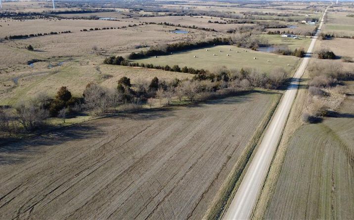 Pictures of Land property located at 00000 Reaper Road, Waverly, KS 66871 for sales - image #1