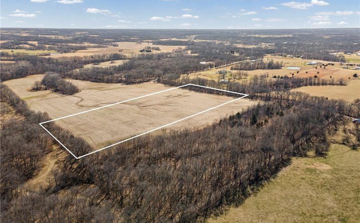 Pictures of Land property located at Lot 2 SW Brangus N/A, Lathrop, MO 64465 for sales - image #1